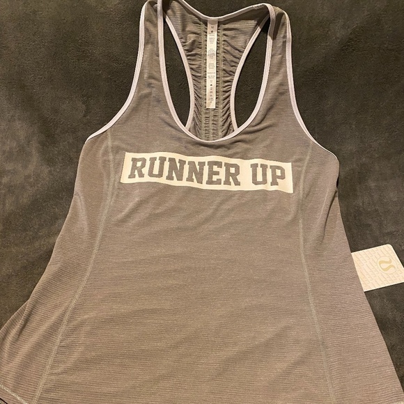 NWT - Lululemon Runner Up Tank - Picture 1 of 3